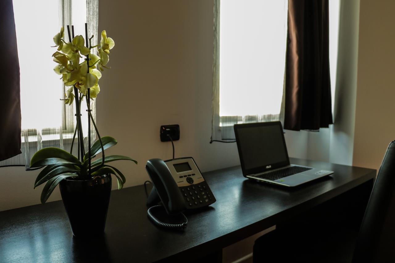 Best Western Hotel Galla Sllatine e Madhe Zewnętrze zdjęcie